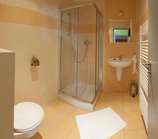 F - Team Hotel Liptovský Hrádok Kamer foto